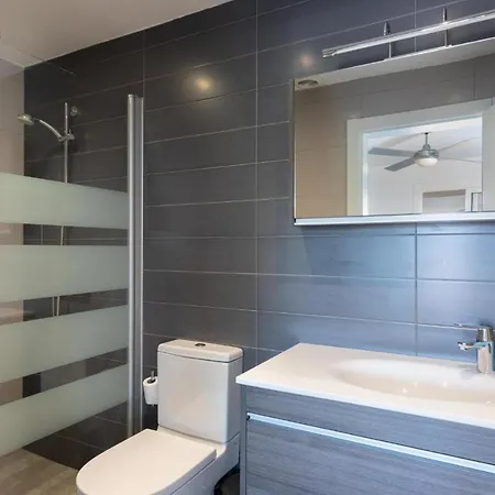Daire Lets Holidays With Sea Views In Cala Salions Tossa de Mar